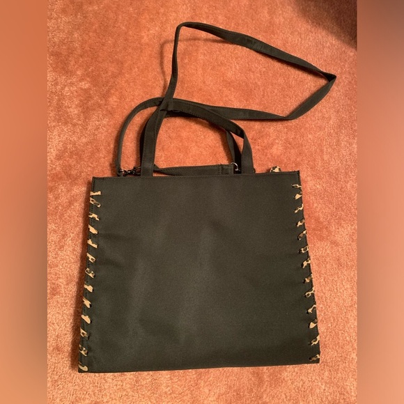 NWOT Gloria Vanderbilt bag with leopard print trim 🔴 - Picture 1 of 14